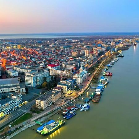 Chic Galati Apartment: Urban Escape 外观 照片